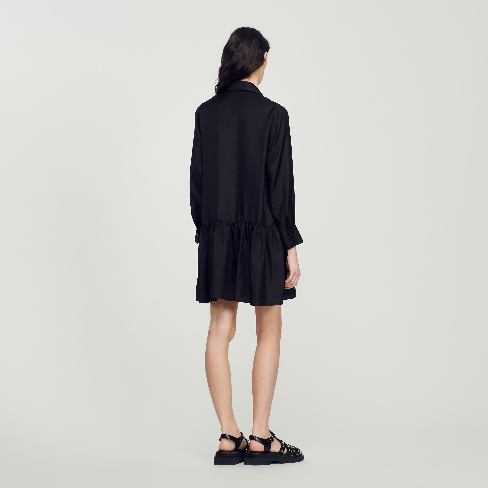 Robe courte en soie
