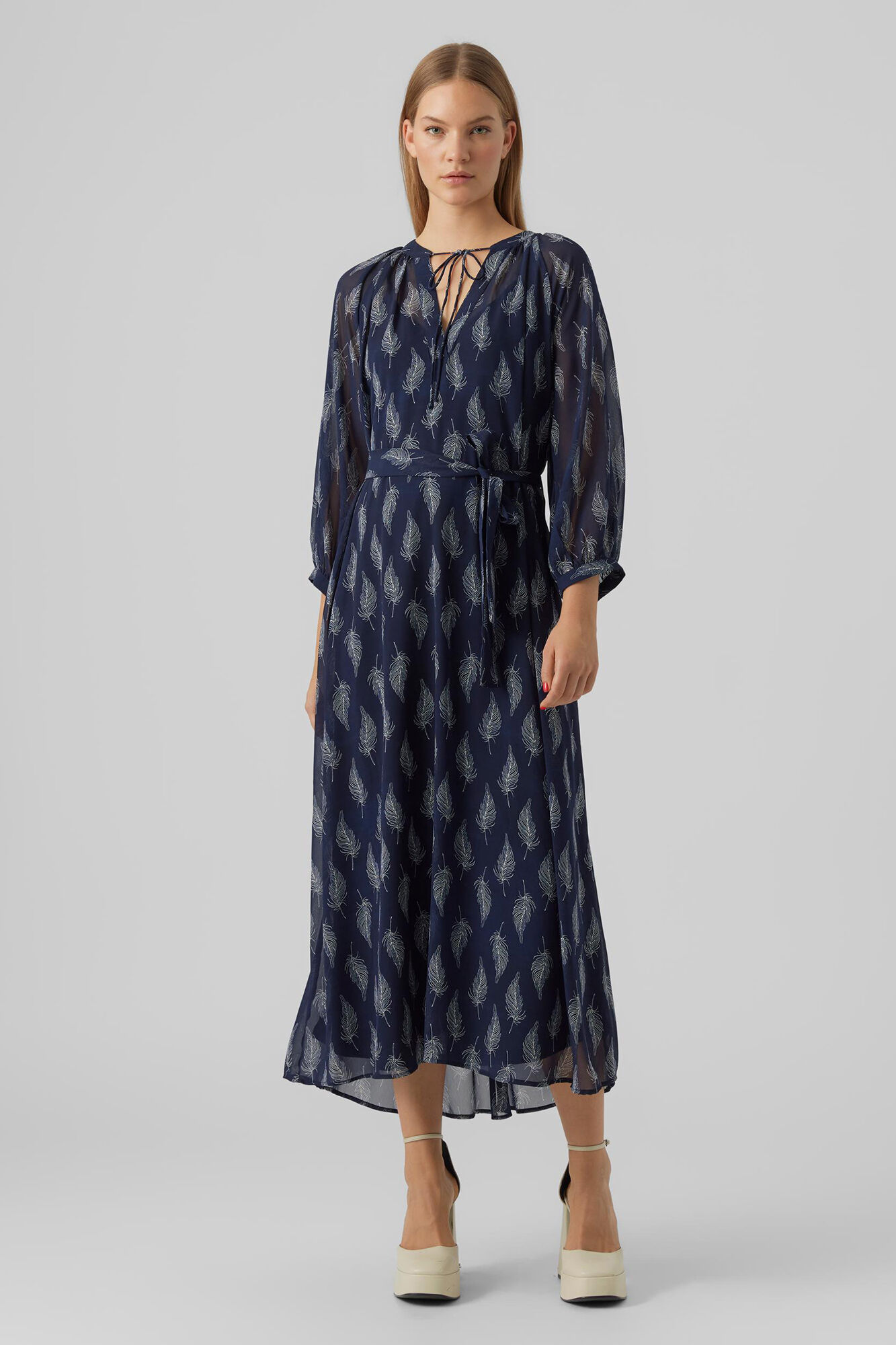 Vestido de manga 2/4 com decote em V - Azul marinho