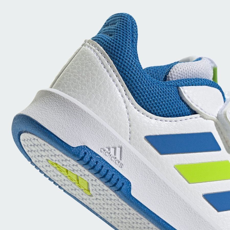 Adidas Chaussure à scratch Tensaur