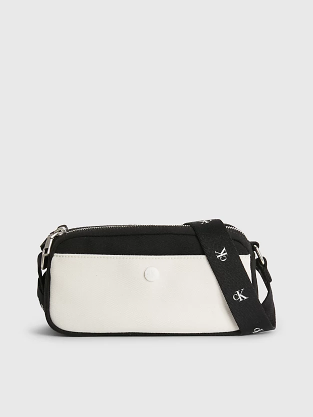 Bolsa de ombro em lona reciclada