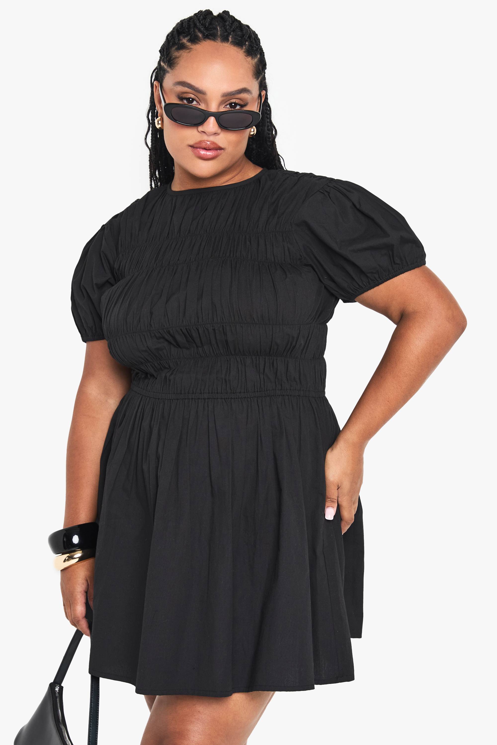boohoo Robe Skater en Coton Shirred Grande Taille