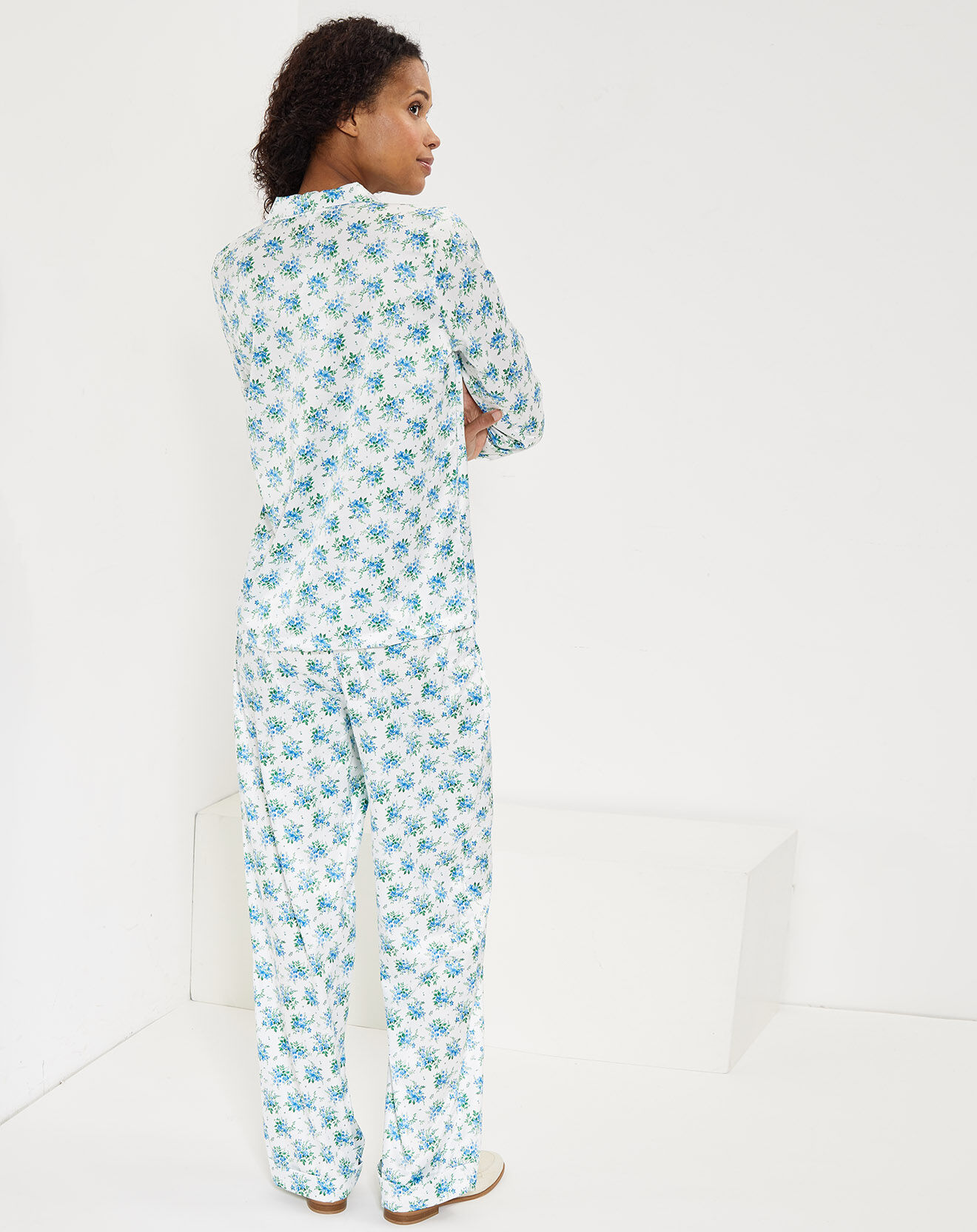 Quartier Latin Pyjama satiné Clarisse à fleurs blanc/bleu/vert