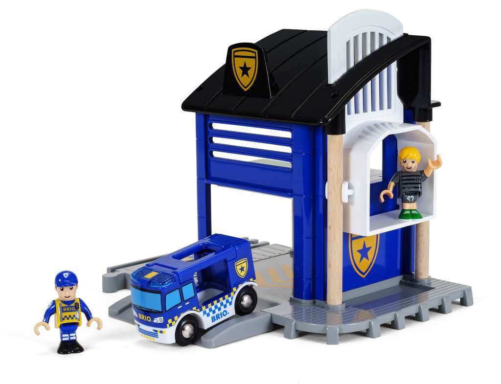 BRIO Spiel Polizeistation mit Einsatzfahrzeug
