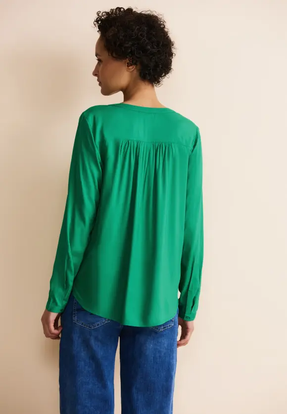 Bluse in Viskose - fresh spring green