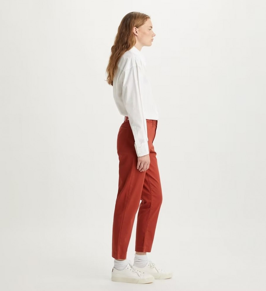 Calça chino essencial Levi's vermelha