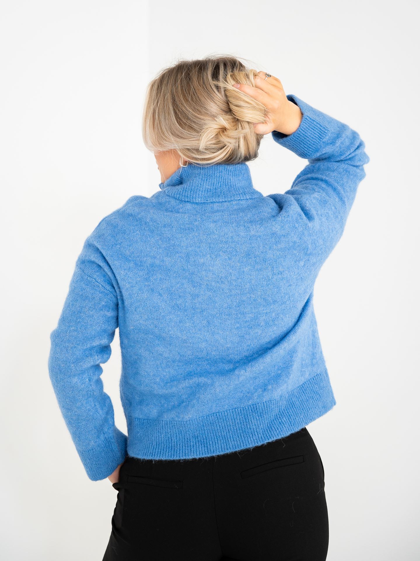 Sia Ras Long Sleeve Knit Zipper Cardigan