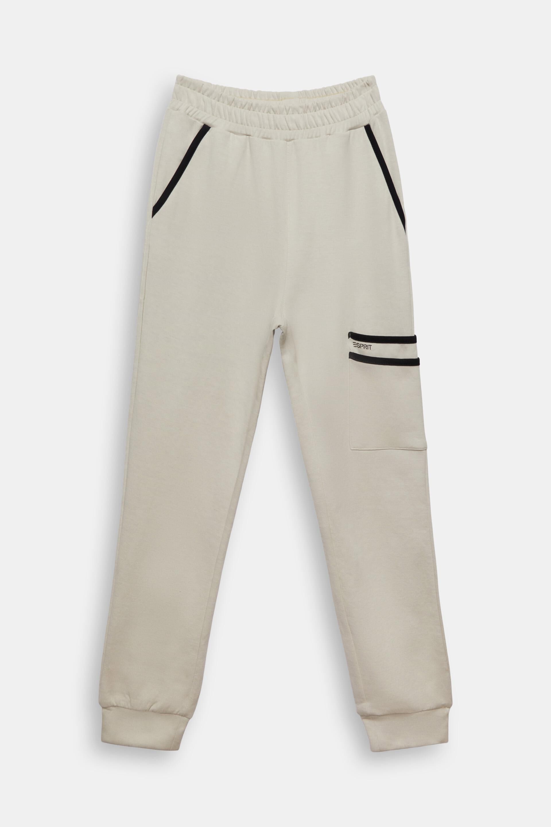 Pants knitted