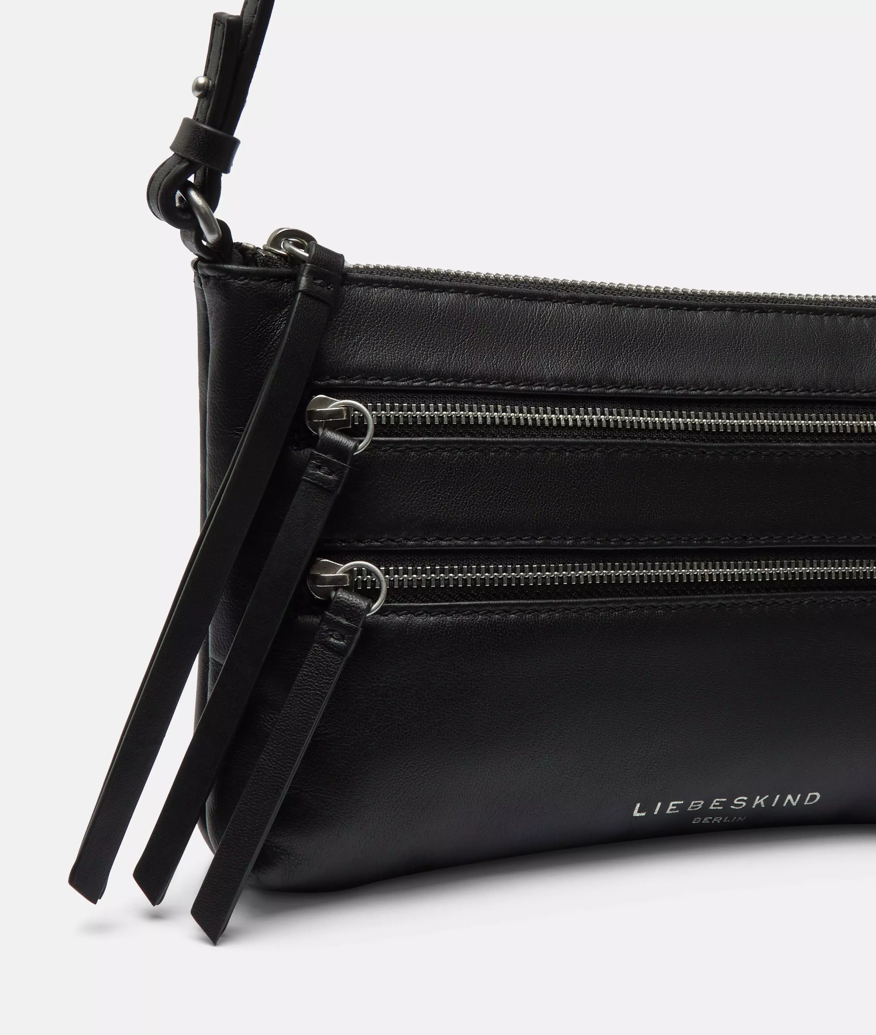 Crossbody Handy shoulder bag made from soft sheepskin