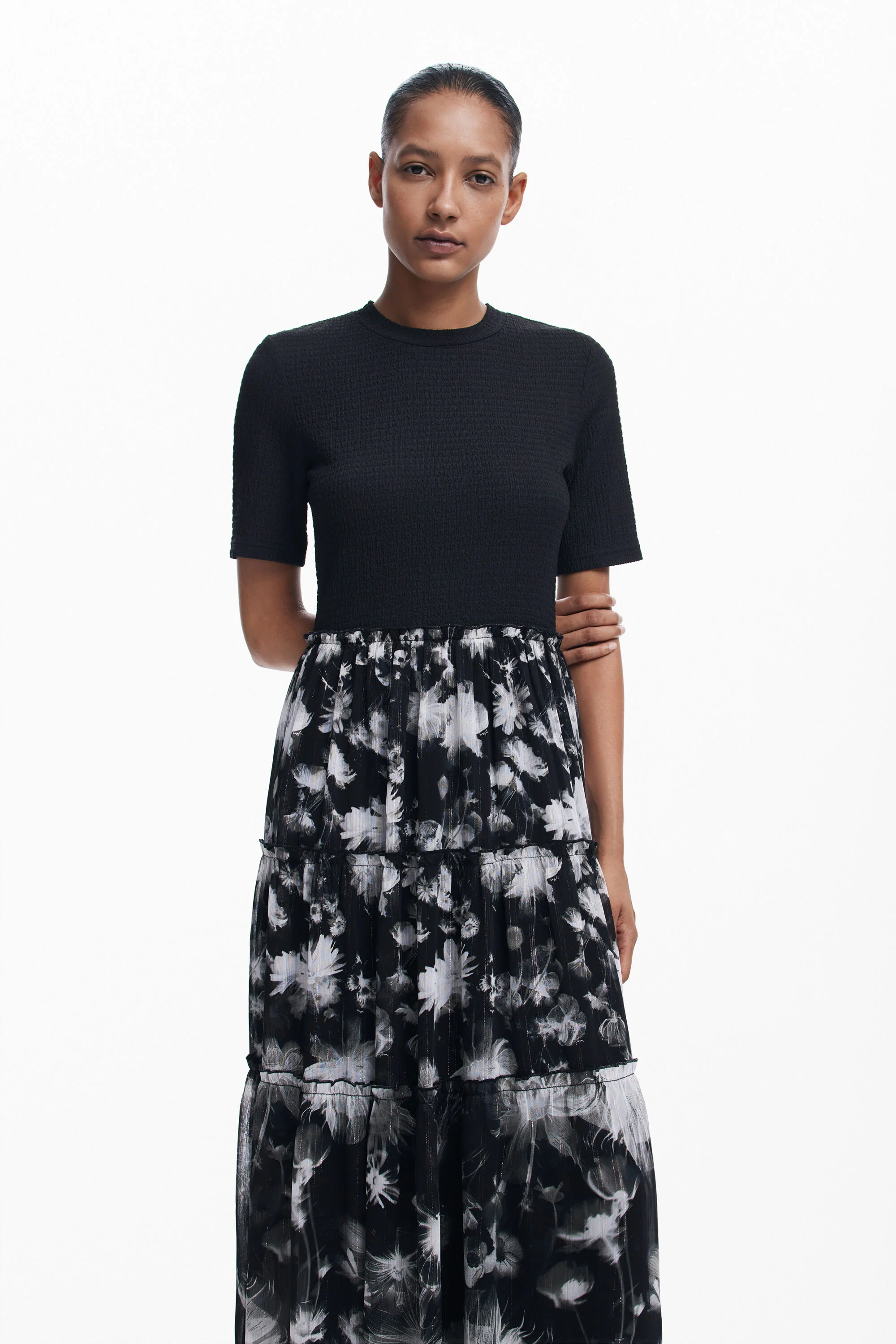 Vestido midi combinado