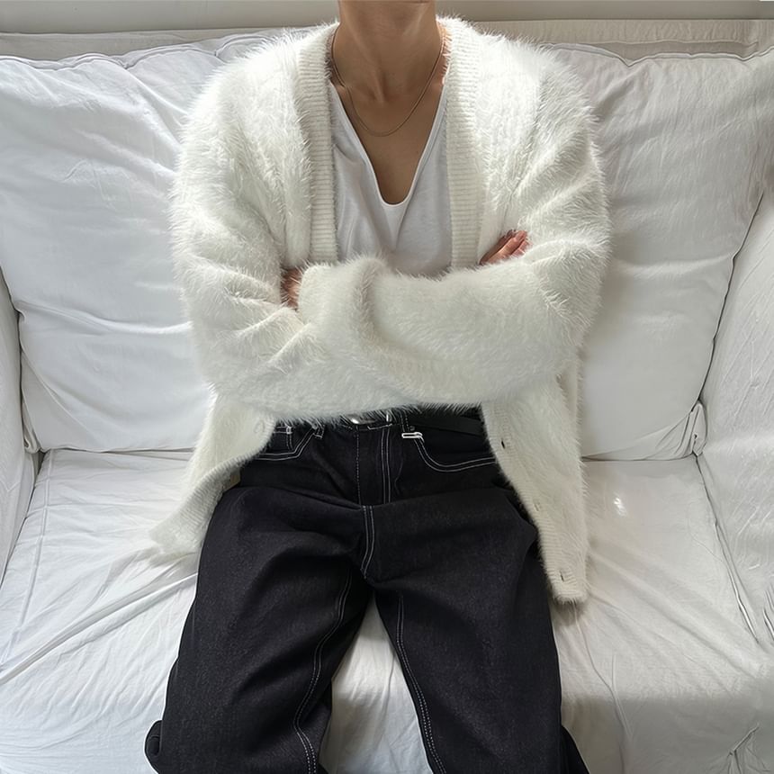 mopagrati - V-hals effen pluizige cardigan met knoopjes
