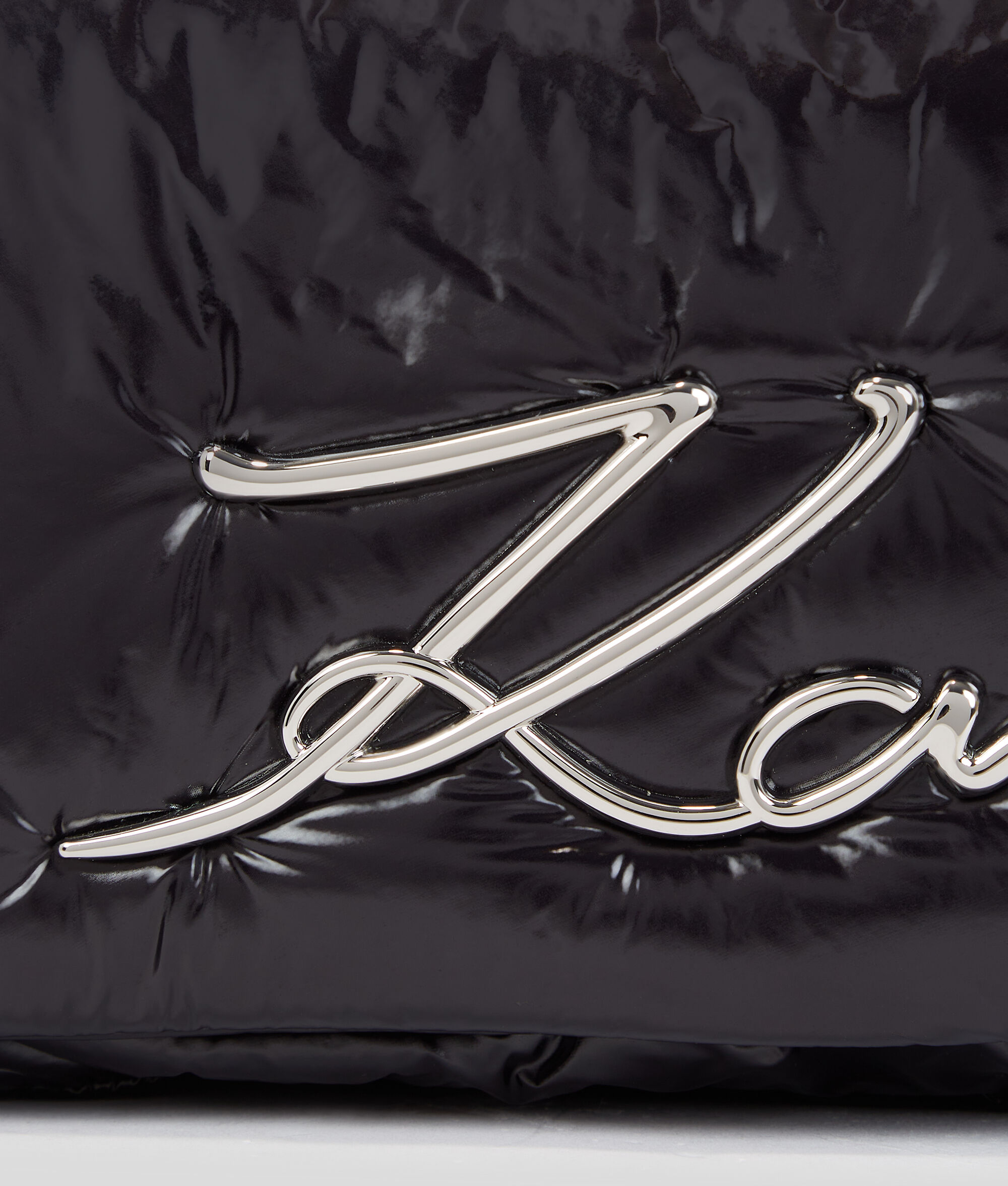 SAC SOUPLE PORTÉ ÉPAULE K/SIGNATURE