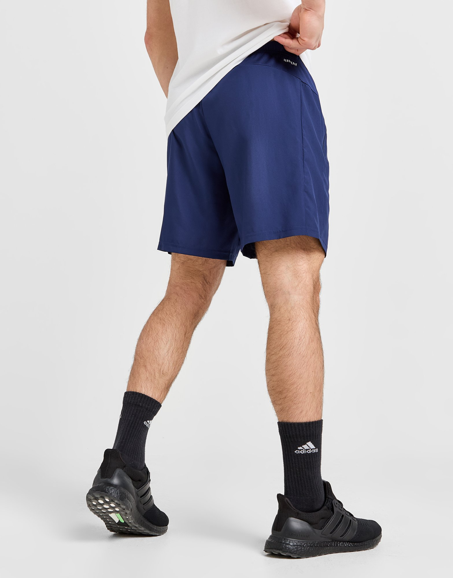 adidas Short d'entraînement en toile Train Essentials