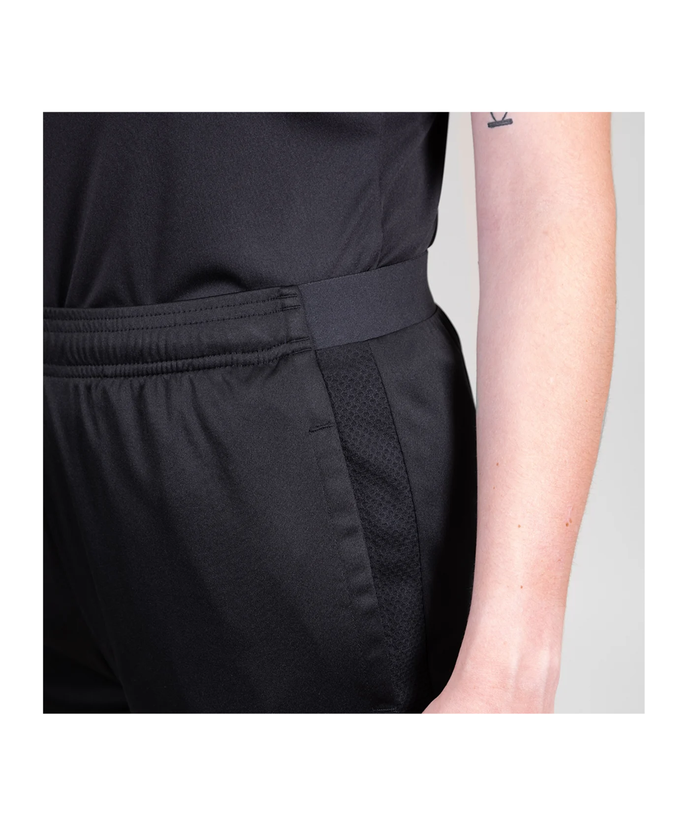 JAKO Power Short Damen Schwarz F800