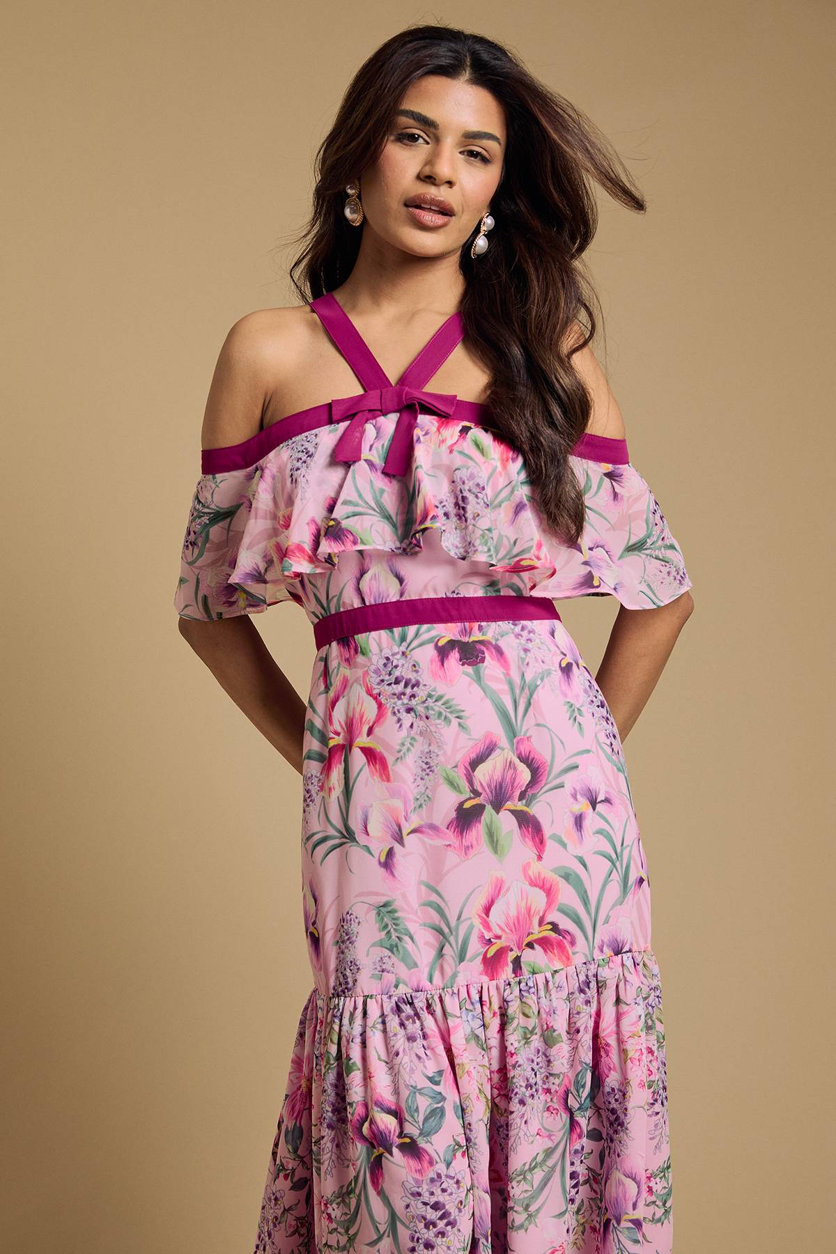 Oasis Robe Bardot À Col Licou Avec Détail Nœud Petite Taille