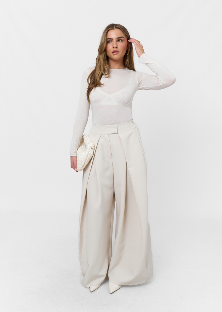Lucy top creme