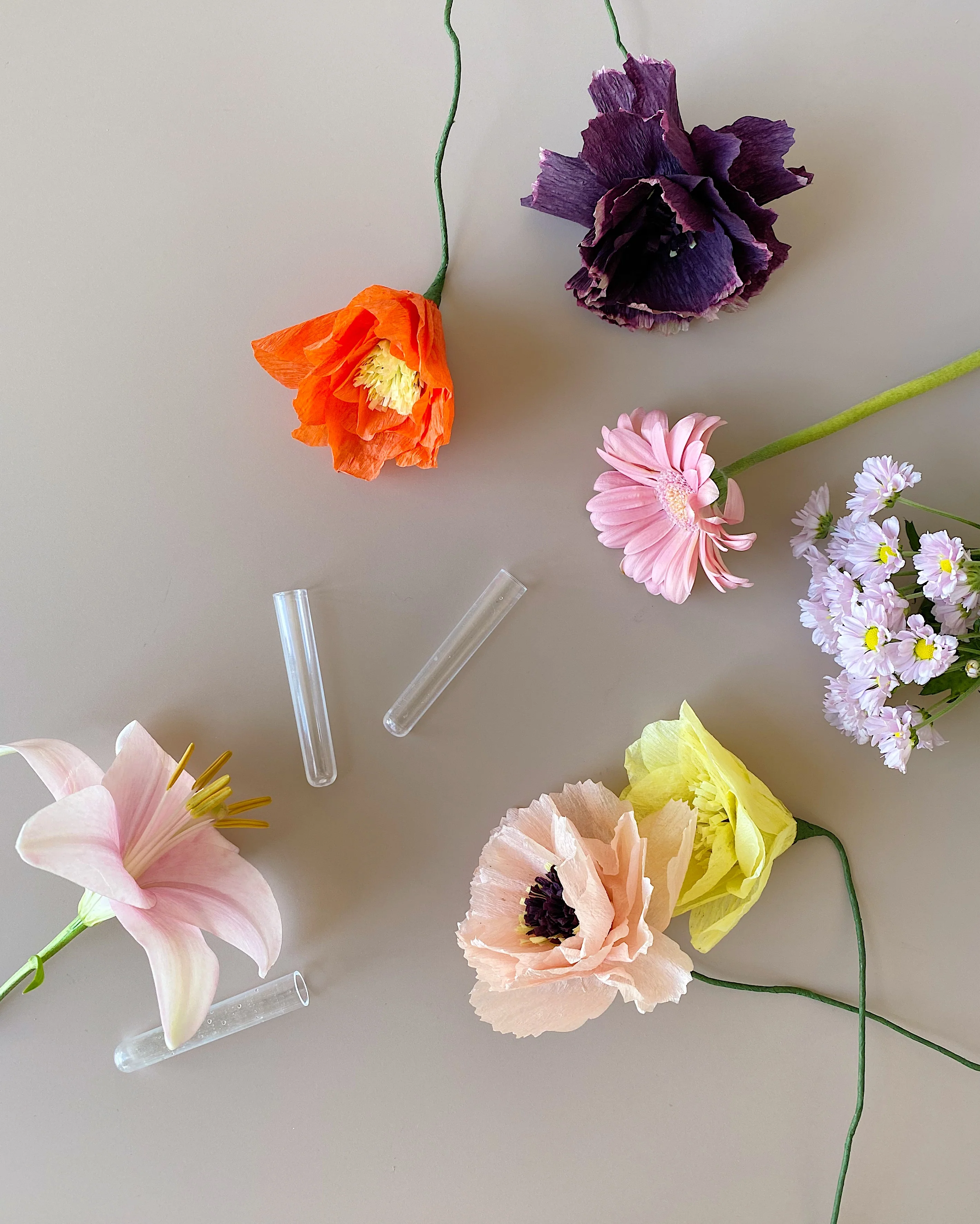 Studio About  Dahlia Papirblomst - Gul