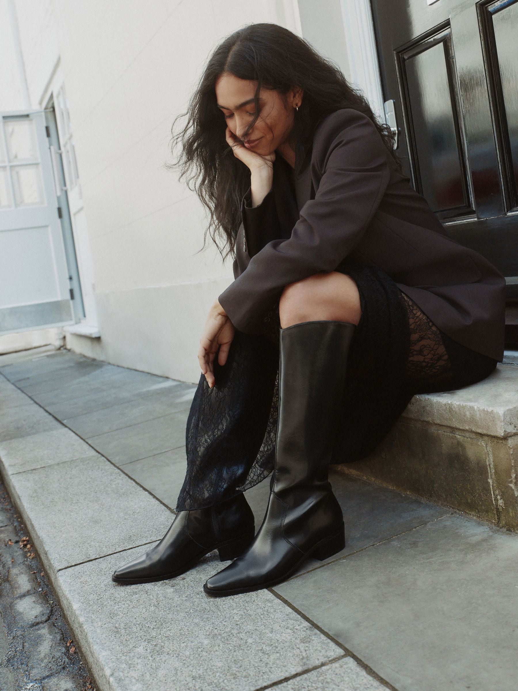 Black Crinkle Texture - Forever Comfort® Chisel Toe Knee High Boots