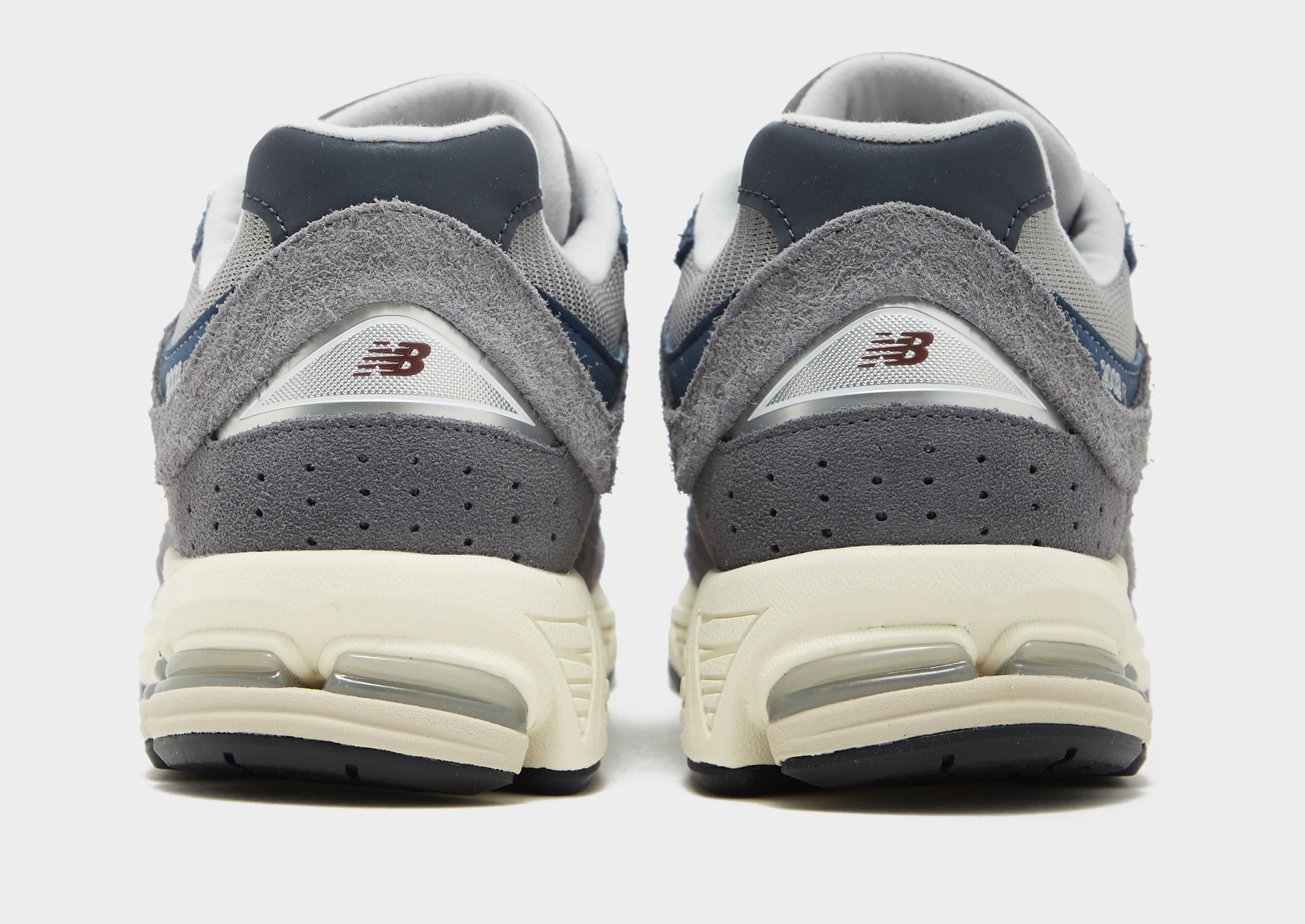 New Balance 2002R Homme
