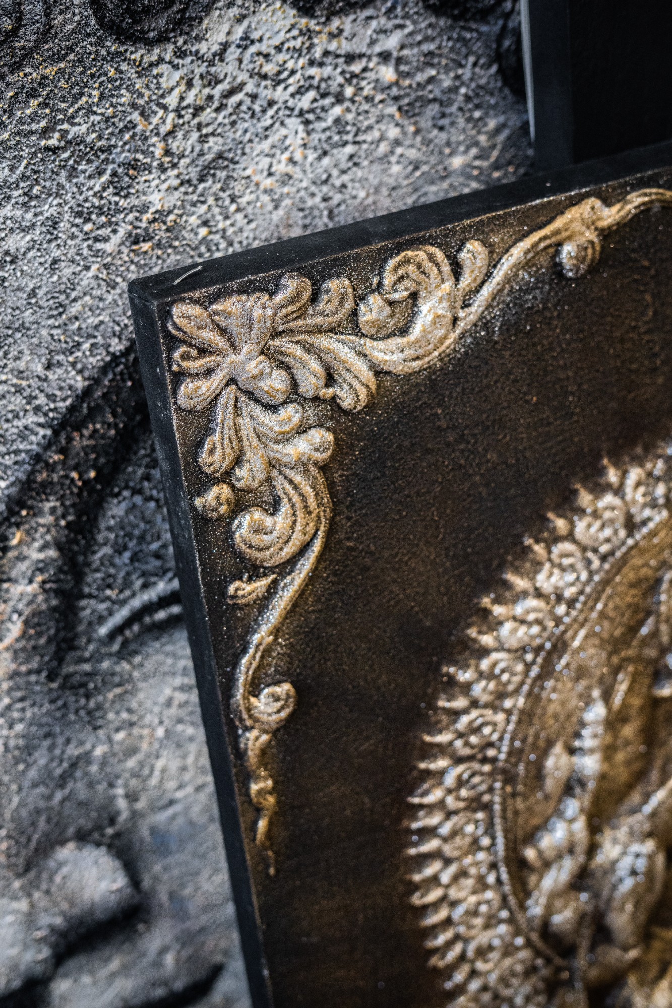 Relief-Gemälde 'Ganesha 3D', silber, H 90 cm, B 70 cm, T 12 cm von fischer's lagerhaus