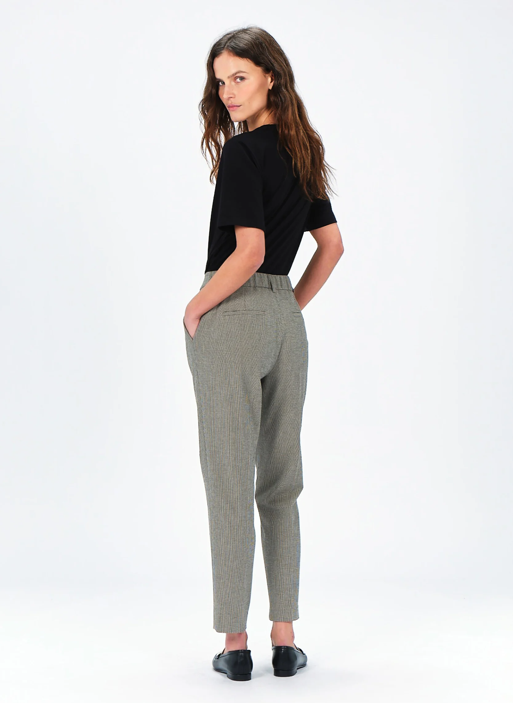 TSALLY - Tee-shirt à double col V en coton | Noir