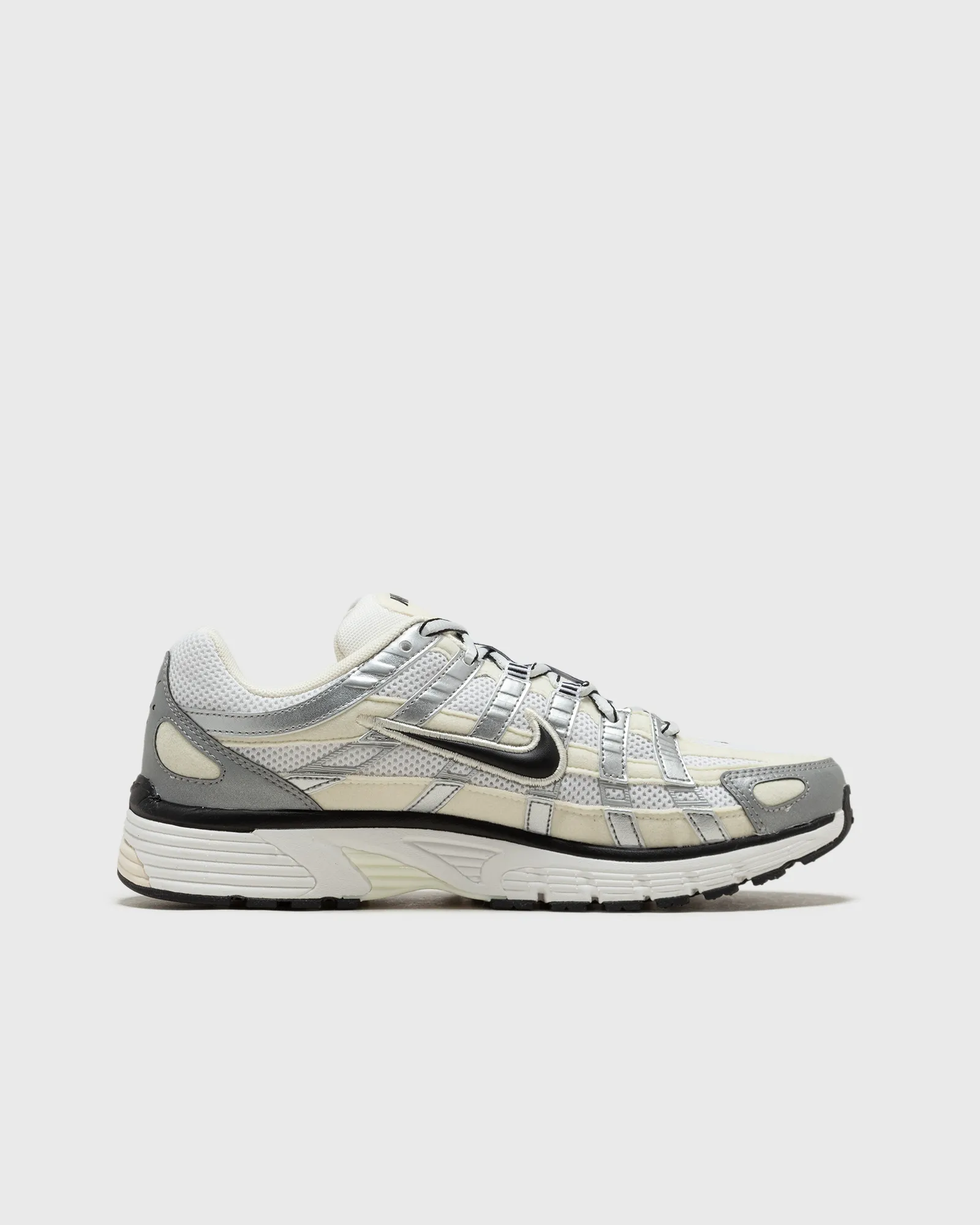 Nike WMNS NIKE P-6000