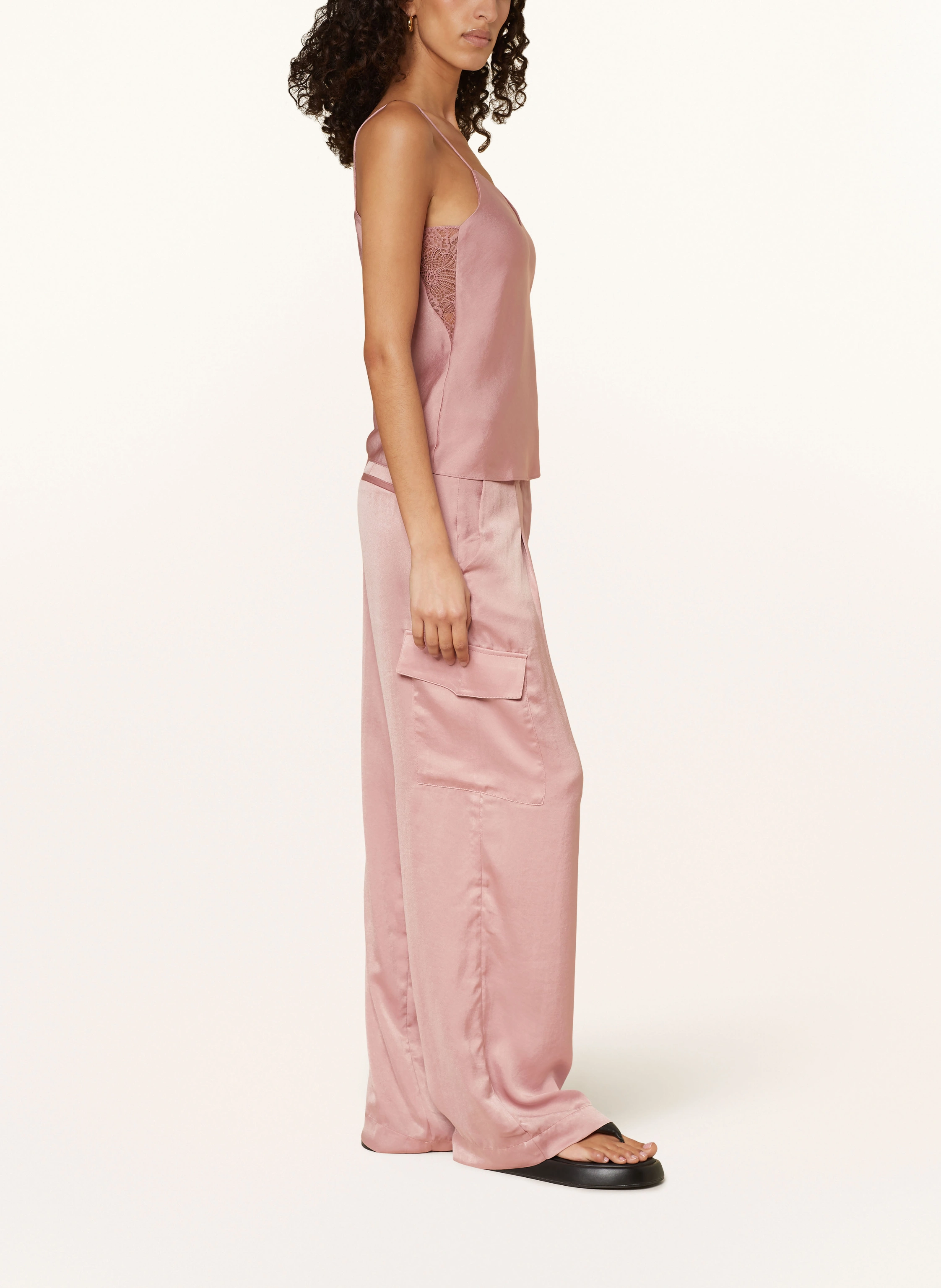ba&sh Cargohose CARY aus Satin