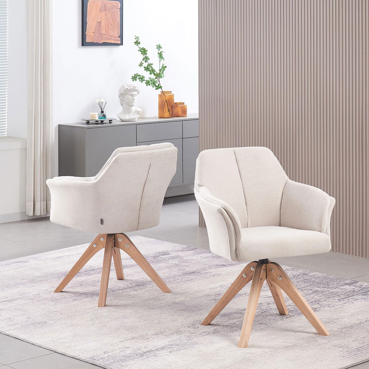 B&D home® Esszimmerstuhl Daisy drehbar – mit Armlehnen, 360° Drehfunktion, Webstoff in Creme, Massivholzgestell Natur, komfortabel gepolstert, skandinavisch, Loungesessel für Küche & Wohnzimmer