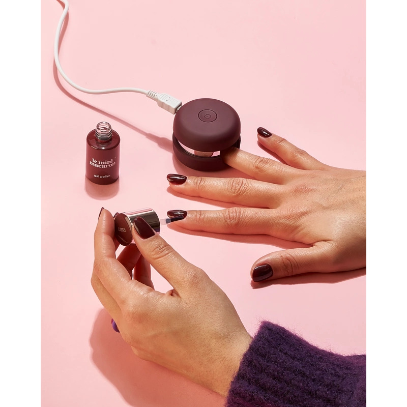 Le Mini Macaron Gel Manicure Kit - Cassis