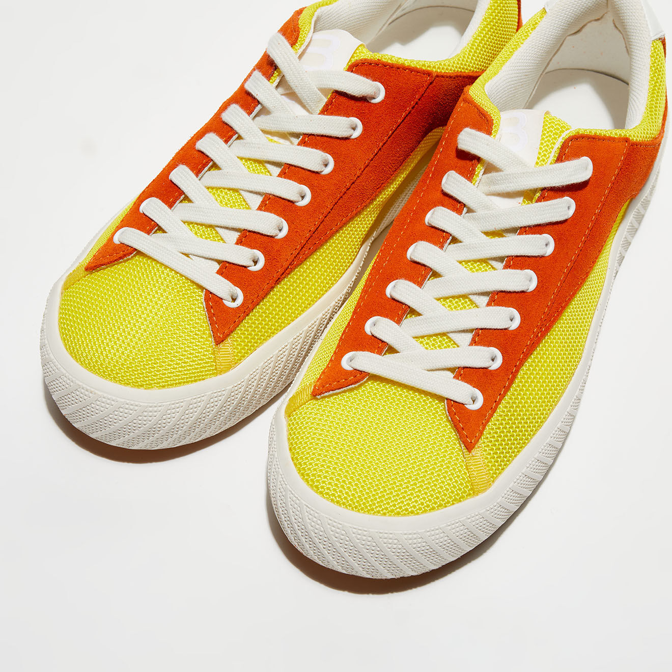 By Far Baskets jaune/orange