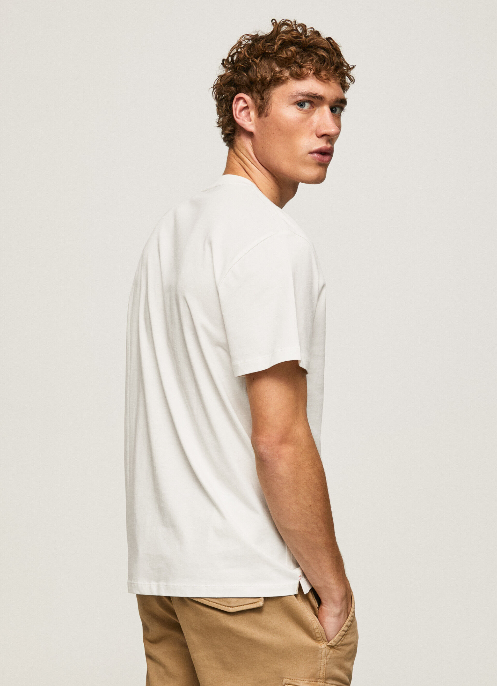 CAMISETA COM ESTAMPA FOTOGRÁFICA - branco-creme