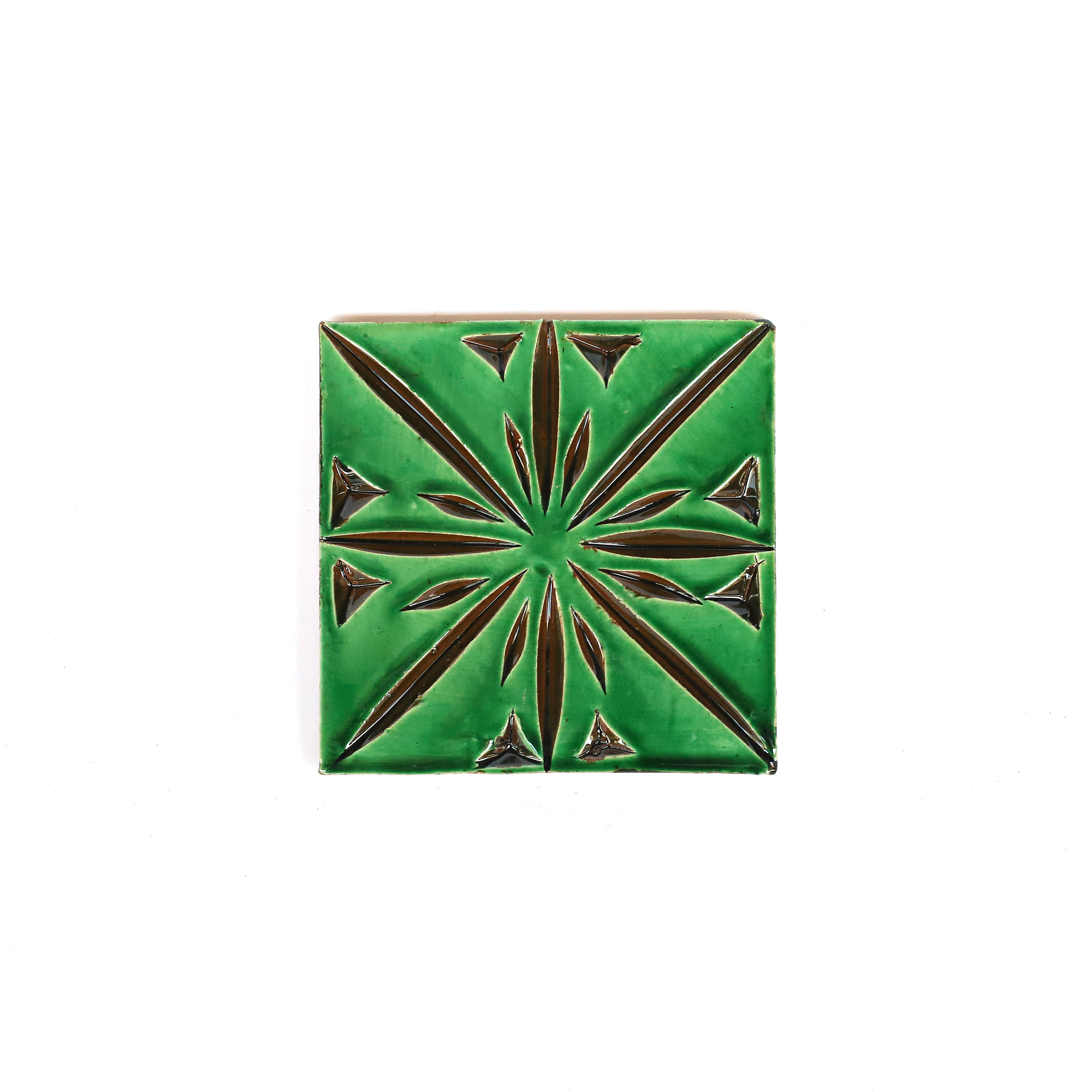 handglasierte Kachel 'Parure vert', grün, L 10 cm, B 10 cm von fischer's lagerhaus
