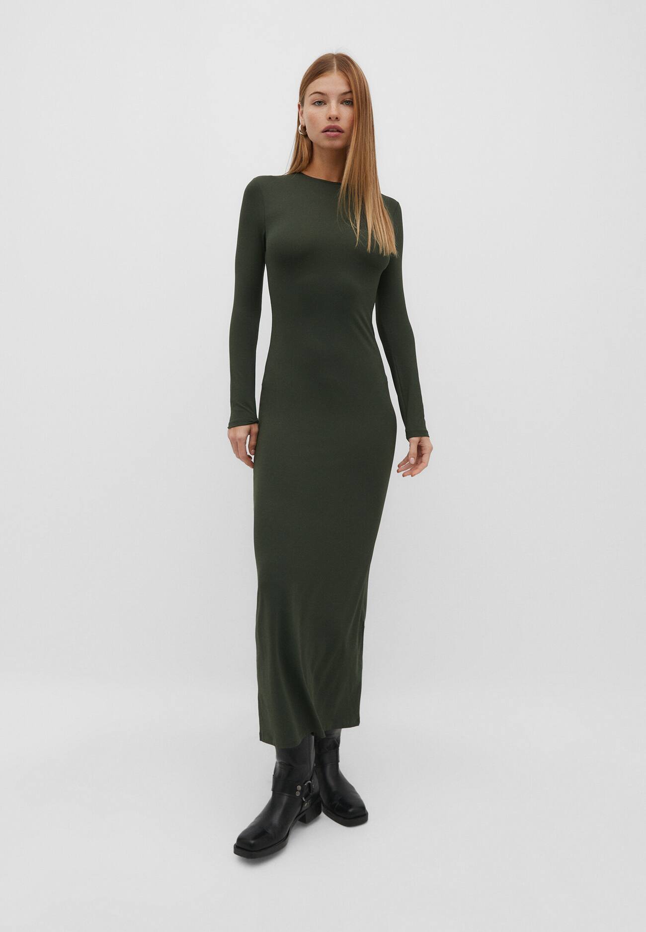 Vestido longo com costas abertas