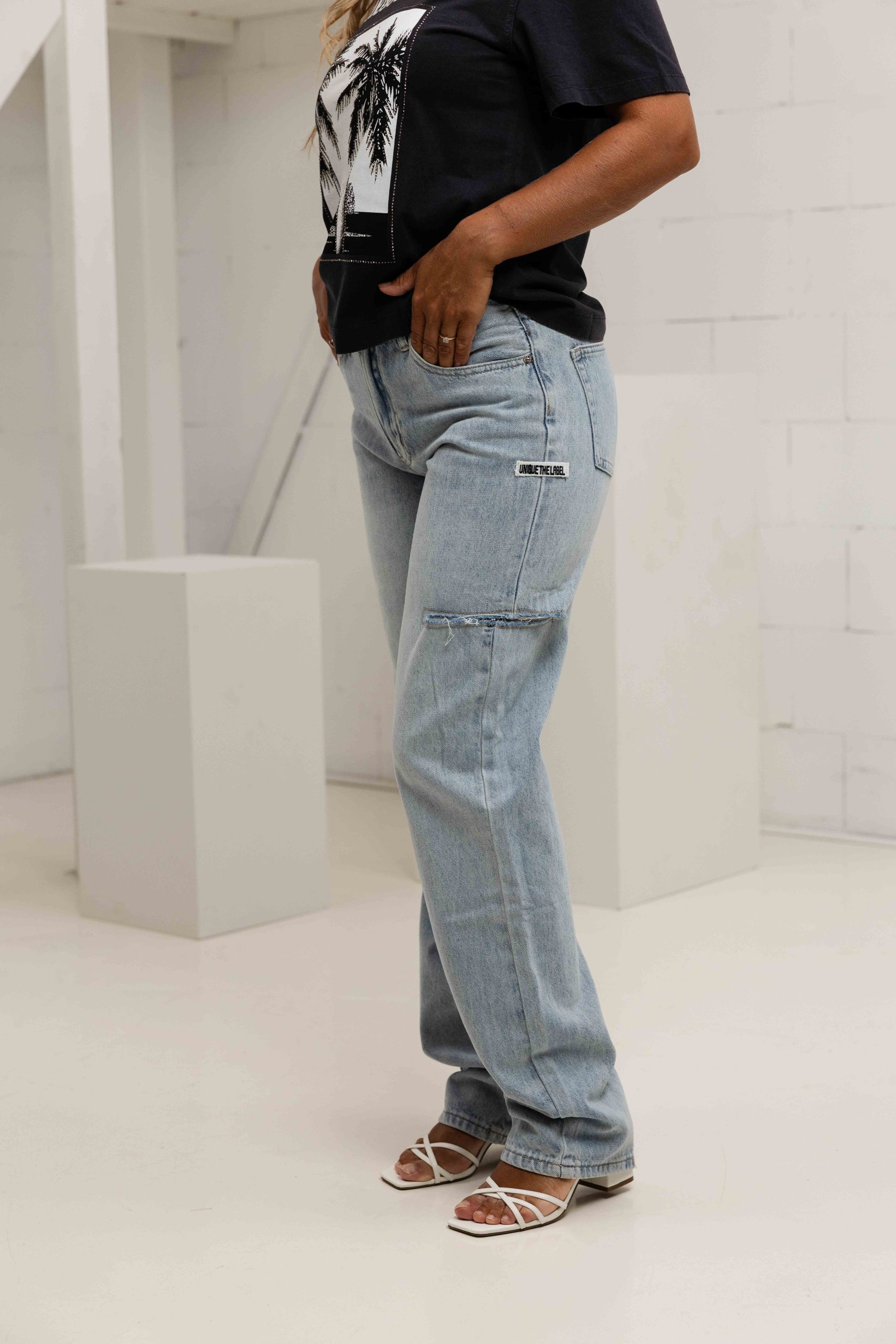 Unique The Label Remi Mid Waist Jeans Dames Lichtblauw