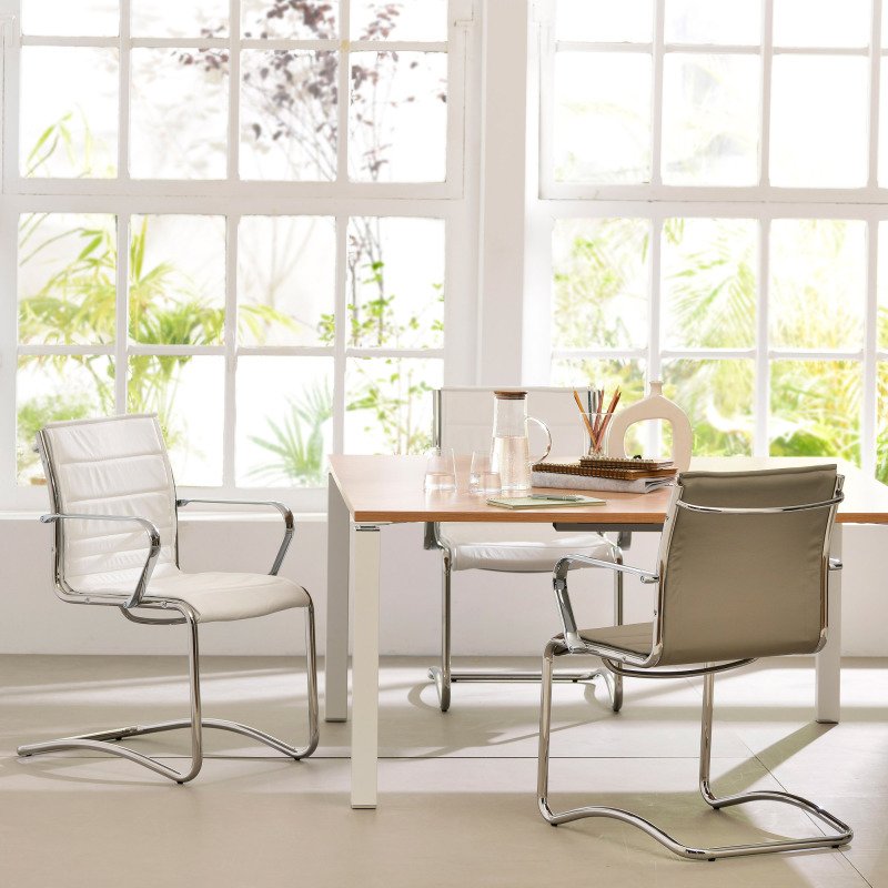 Chaise visiteur Andrea simili cuir