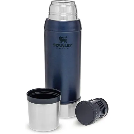 Stanley Classic Legendary Bottle Nightfall, 750 ml