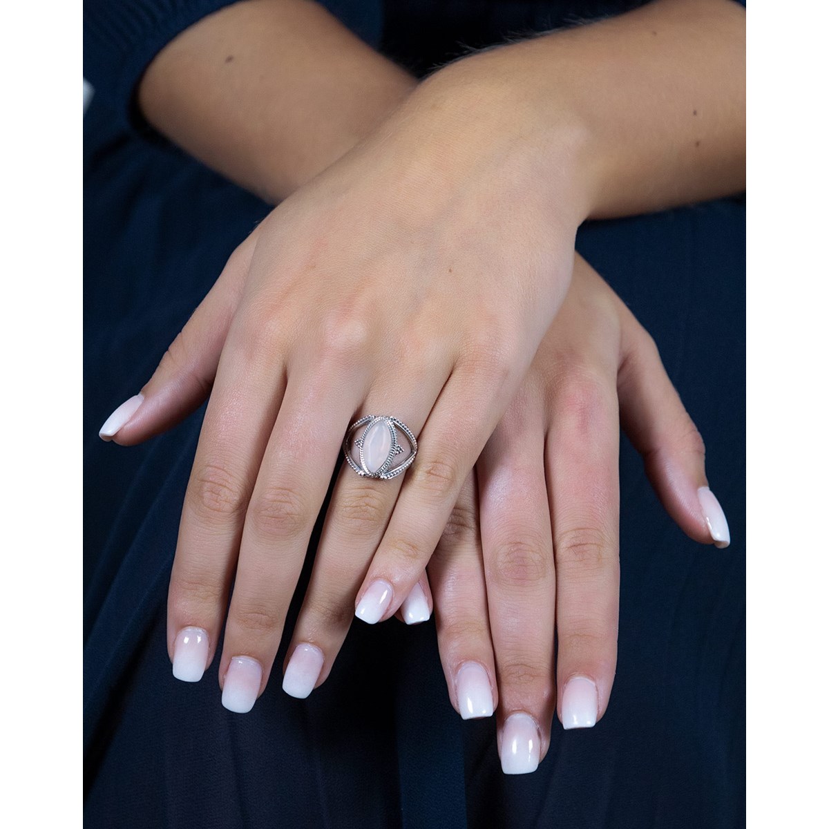 Bague Quartz Rose en Forme d'Amande sur Grains d'Argent Massif 925 - Élégance et Douceur | Bijoux Aden