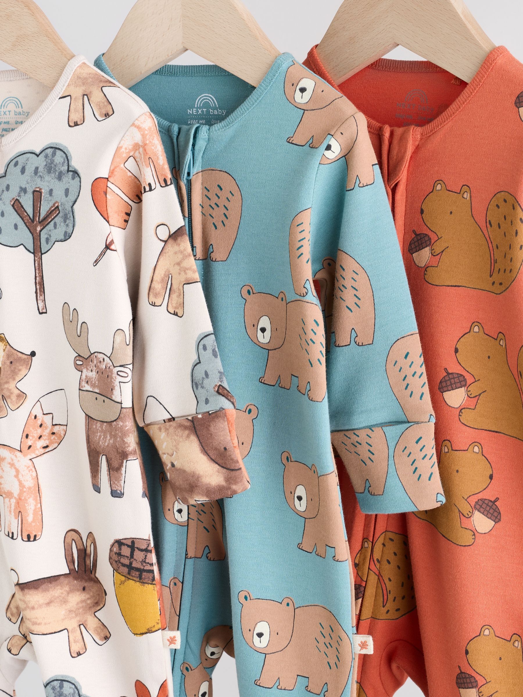 Multi - Set van 3 babypyjama's (0-3jr)
