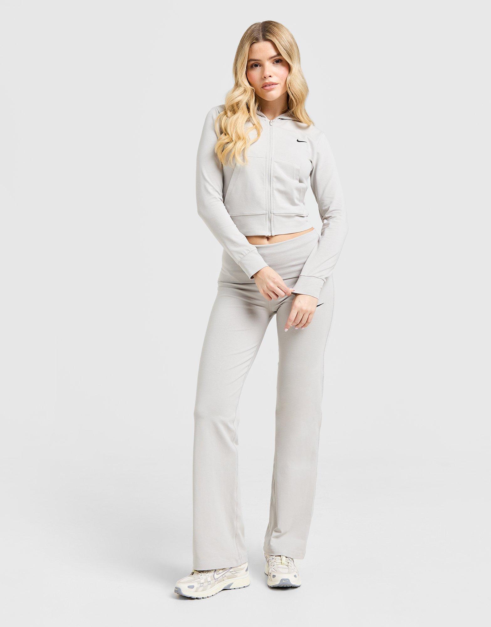 Nike Sweat à Capuche Essential Femme