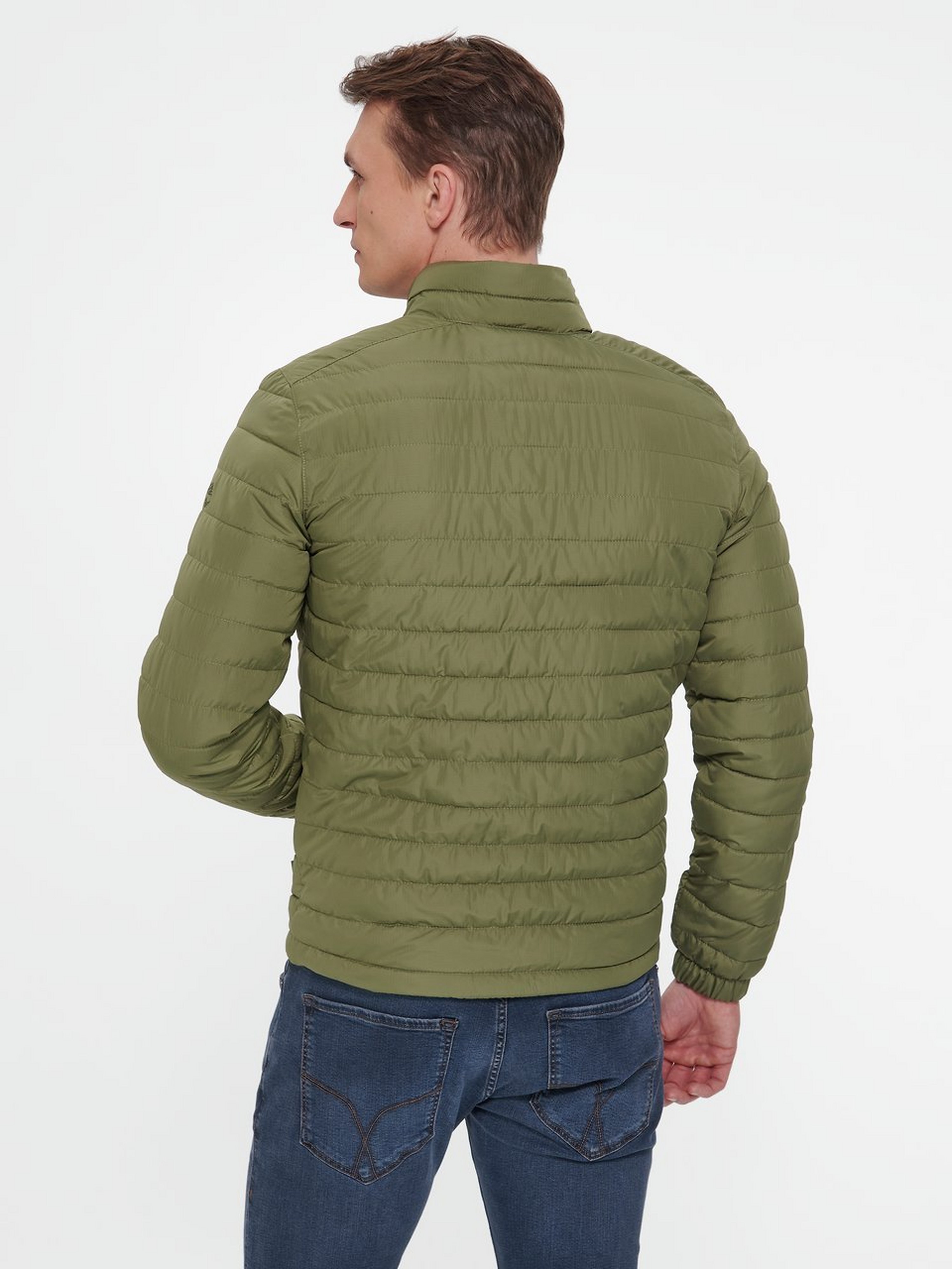 Steppjacke Axis Peak DWR Jkt