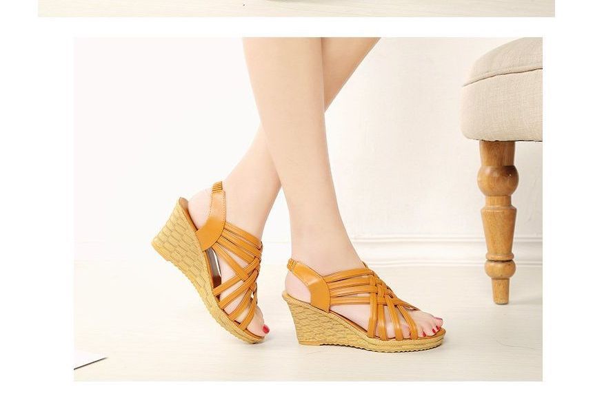 Vindler - Sandalen met bandjes en sleehak