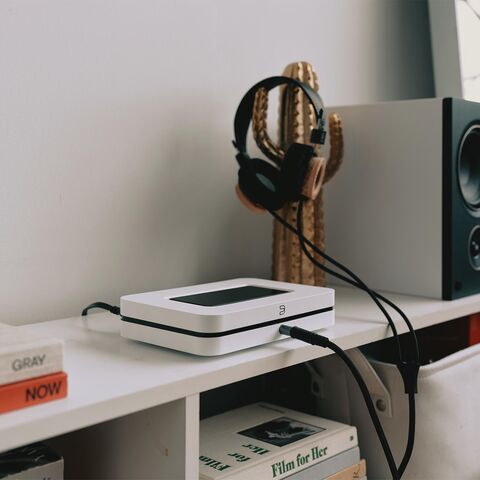 Bluesound NODE – compacte en veelzijdige hifi-muziekstreamer Wit