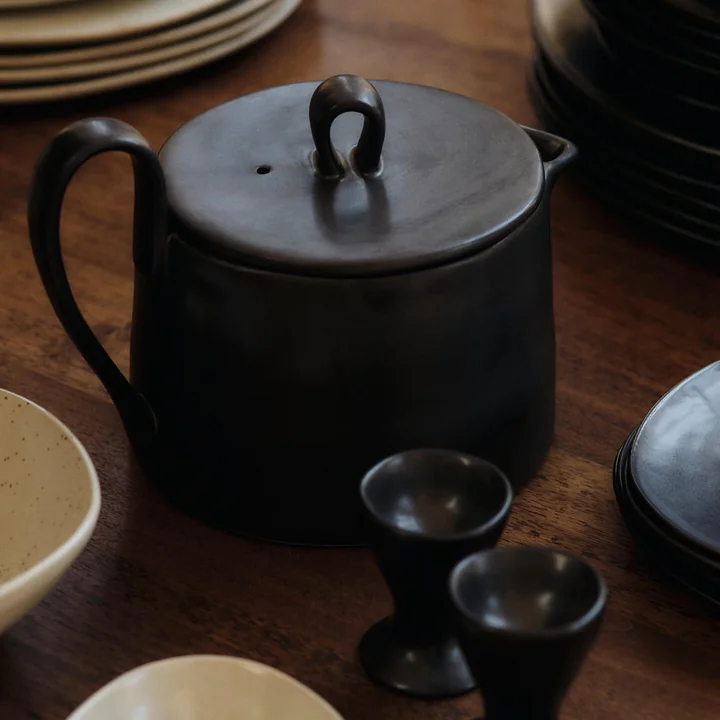 Ferm Living - Flow Teekanne, 150 cl, off-white gesprenkelt