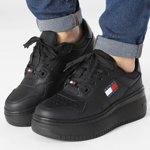 Baskets Femme Retro Basket Flatform Essential 2506 Triple Black