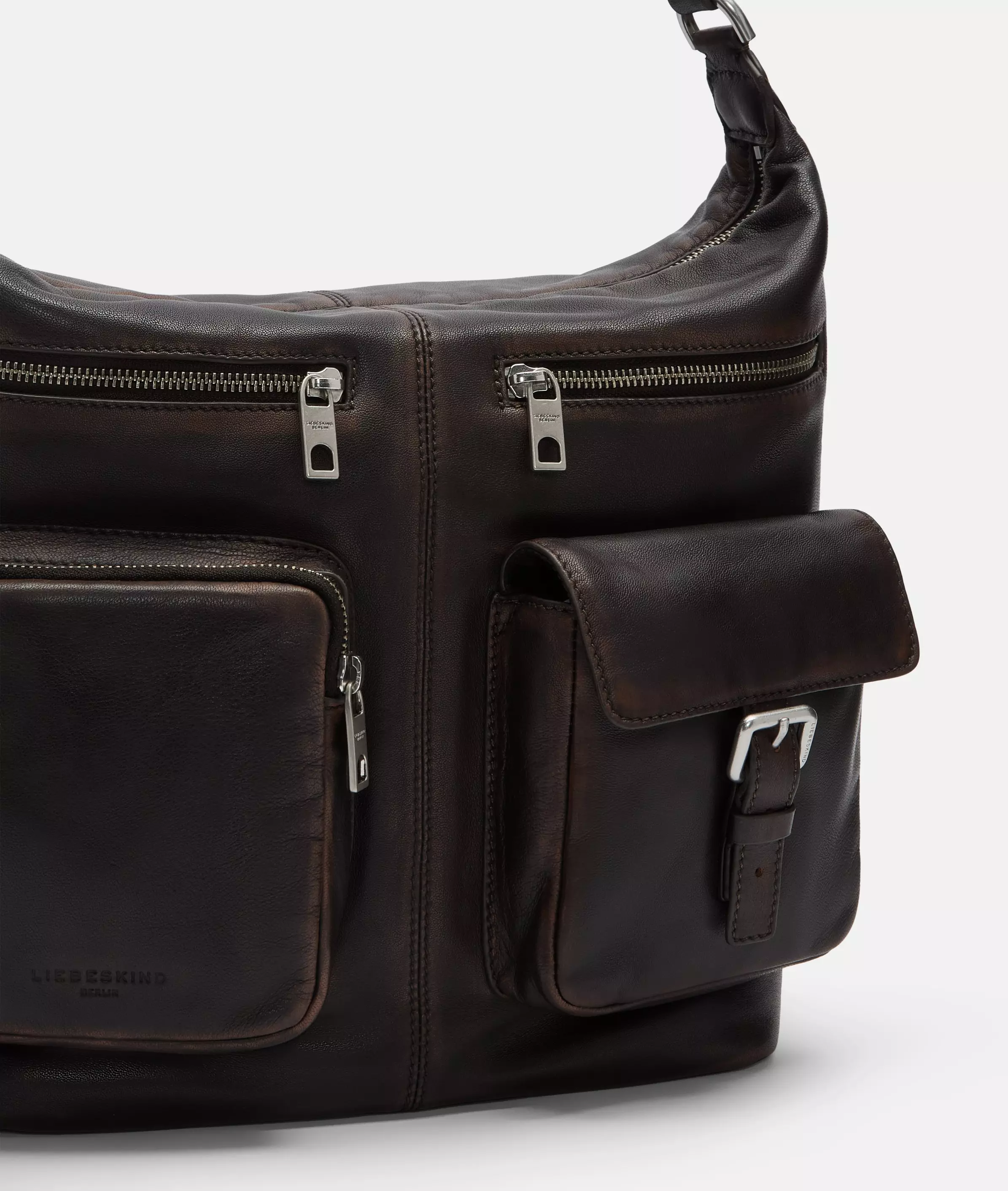 Andrea Hobo M Spacious leather bag with a vintage look