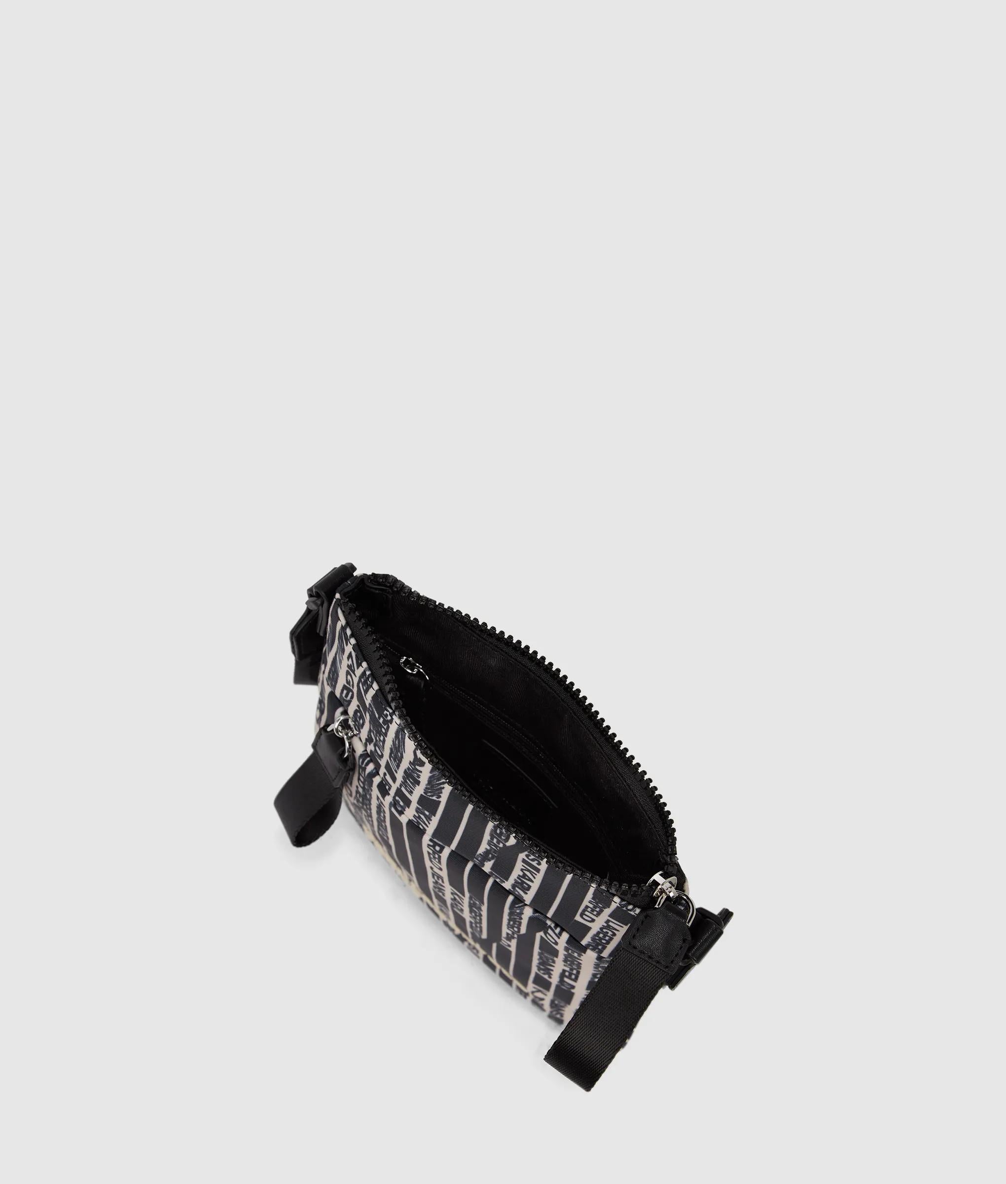Nylon crossbodytas met lineair logo
