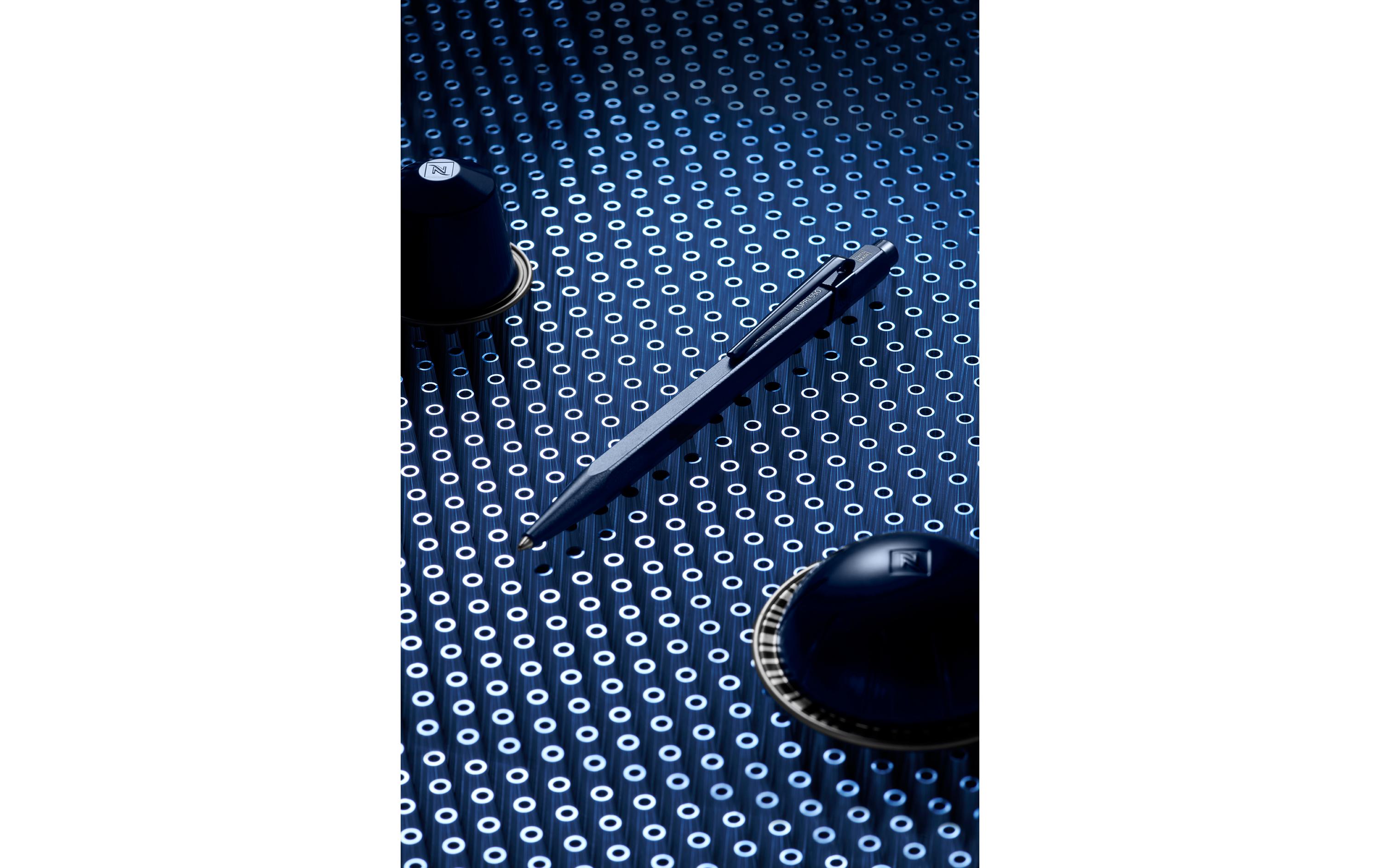 Kugelschreiber Nespresso Edition 6 Medium (M), DunkelblauStilvoller und langlebiger Kugelschreiber aus recycelten Nespresso-Kapseln