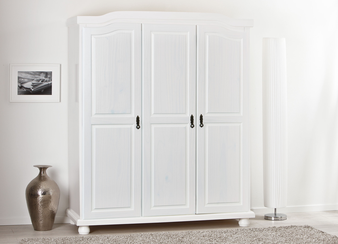 Kleiderschrank aus massiver Kiefer