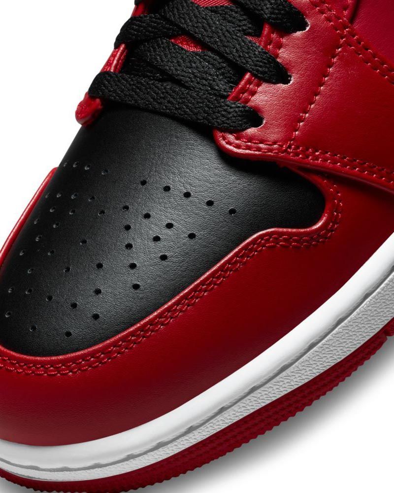 Chaussures Nike Jordan 1 Mid pour homme
