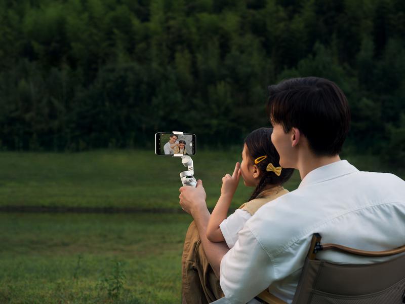 DJI Gimbal Osmo Mobile 6 – Weiss Entfalten Sie Ihre Kreativität