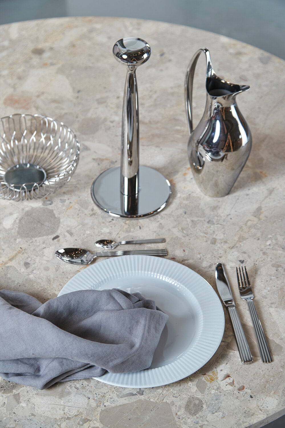Georg Jensen  Henning Koppel kande - 1,2 L.